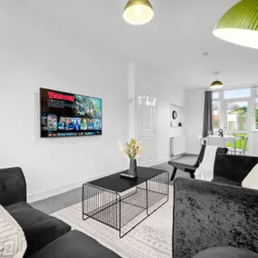 Modern 3 Bedroom House*Garden & Parking*Great Barr - Image 5