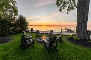 Royal Beach Lake House & Spa w/ Hot Tub & Sauna - Image 4