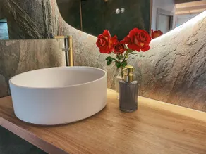 Galatea Suite Luxury and Jacuzzi - Image 5