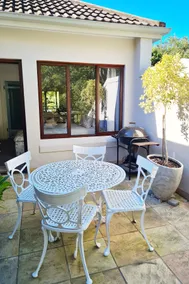Cherry Berry Guest House - Image 5