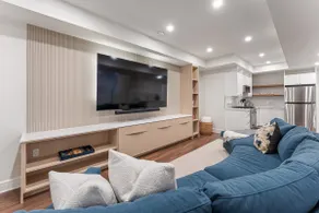 Peaceful Luxury Lakefront Escape - Sleeps 12 - Image 3