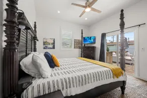 Stellar Relaxing Double Master Suites w/ Hot Tub - Image 4