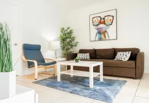 Modern 2BR/1BA near Las Olas Blvd and FL Beaches - Image 2