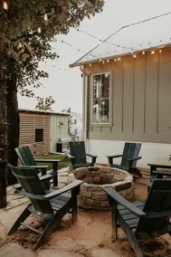 Carlton Landing- Wrigley Retreat - Image 2
