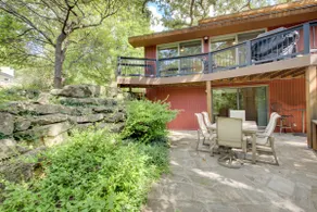 Mid-Century Home | Stunning backyard views - Image 4