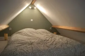 Entire independent accommodation, with garden - Image 4