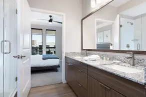 Modern 2 Bed | Luxurious Amenities - Image 4