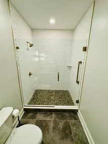 Charming Downtown Elkin Suites- walk to all - Image 5