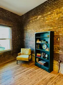 Charming Downtown Elkin Suites- walk to all - Image 2