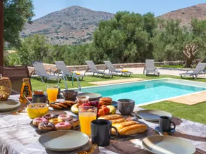 Eleolithos Villa olive & pool - Image 2