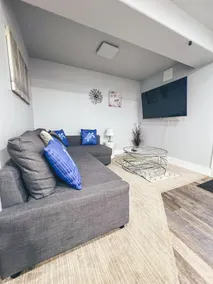 Blue Nest Retreat - Modern Basement Apartment - Image 3