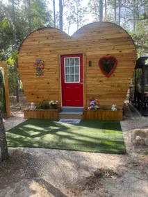 Heart of Dunnellon cabin - Image 2