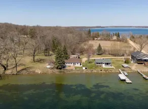 Crane Lake Cabin - Image 4