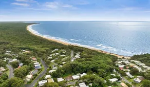 Walk to Beach, New to Airbnb! - Image 2