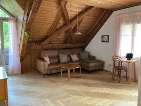 Attic apartment to fall in love with - Image 2