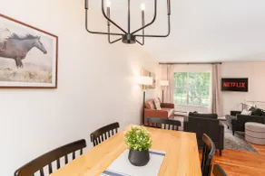 4BR AC Wifi Close to Downtown SPAC Shops Dogs - Image 5