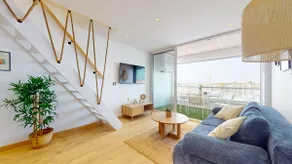 Sublime Port View with Terrace - Image 3