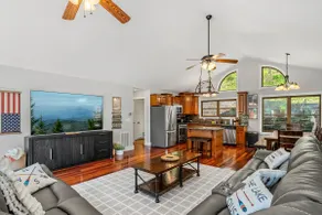 Heaven on Hiawatha Ln - Image 5