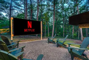 Outdoor Projector*Hot Tub*Fire Pit - Image 2