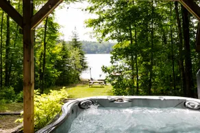 Tranquil Haven Overlooking Lake w/ HOT TUB - Image 2