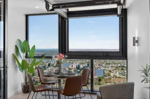 Sky High Zen at Queens Wharf Level 59 - Image 5