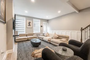 Spacious&Stylish Retreat in Point Breeze|Sleeps 13 - Image 4