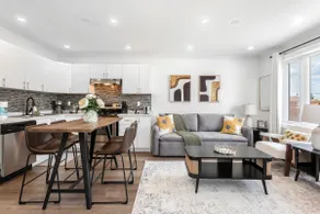 Charming Urban Escape! - Image 2