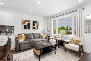 Charming Urban Escape! - Image 4