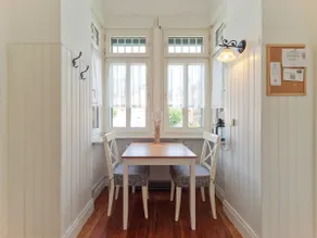 Charming apartment in historic building - Image 2