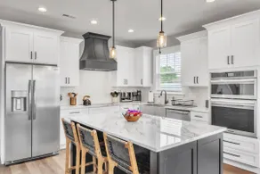 Stylish 4BR w/ Huge Fenced Yard in Greer - Image 3