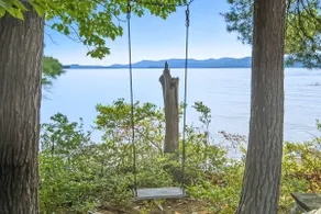 Family Retreat on Lake Winnipesaukee - Image 5