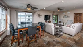Short walk to the beach 5-star reviews great place - Image 5