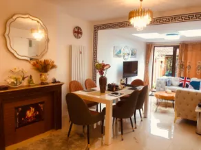 London 4 Bed House with Garden - Image 5