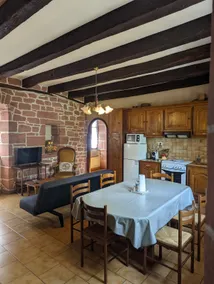 L'écrin Rouge - Inner courtyard, Collonges-la-rouge - Image 4
