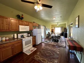 The Cascade Mountain-View Retreat - Image 3