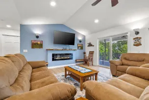 Lake + Farm Stay w/ Trails, Fresh Eggs, & Gameroom - Image 4