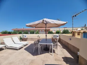Modern Sunny House with Private Terrace Near Sea - Image 2