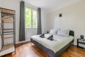 Renovated 2-bedroom apartment between Versailles/SQY - Image 3