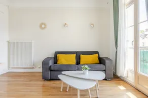 Renovated 2-bedroom apartment between Versailles/SQY - Image 5