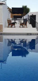 House & apartment with private pool and games room - Image 3