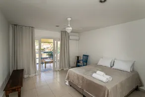 Island Paradise: 3 suites, pool and barbecue - Image 2
