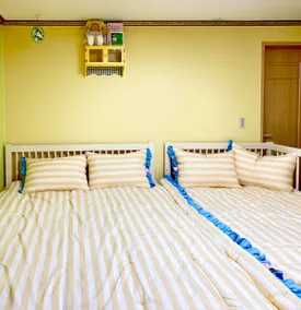 [Daegu Gyeongsan Stay VIP] 5 beds/Max 12-16 people/Free parking/Spacious space/Near Daegu Stadium/In front of Namcheon - Image 3