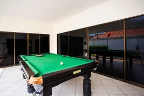 2-bdr villa for 6 ppl, swim. pool and jacuzzi - Image 4