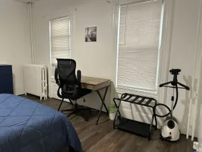 Cozy JSQ Apartment - 20 Mins to NYC! - Image 3