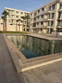 Stylish Apartment with Pool & City View near Beach - Image 3
