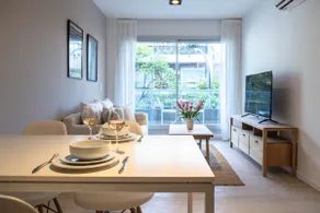 Villa Crespo Refined 1BR Pool & Gym - Image 2