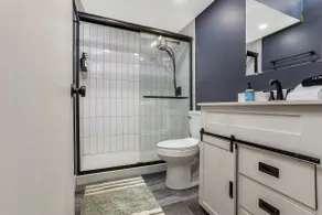 Stylish 1BR Sleeps 4 | Short North | Free Parking - Image 2