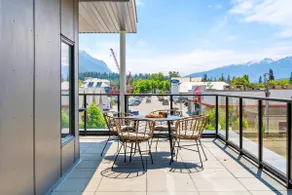 Modern 2BR Golden Retreat w/ BBQ + Stunning Views! - Image 4