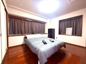 Accommodates up to 8 people/5 floors whole house rental (including rooftop)/convenient transportation, close to Naha Airport and port/piano - Image 3