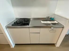 About 10 minutes on foot from Fukuoka Airport, 10 minutes by car from Hakata Station, free Wi-Fi, separate bathroom, washroom, and toilet, 306... - Image 4